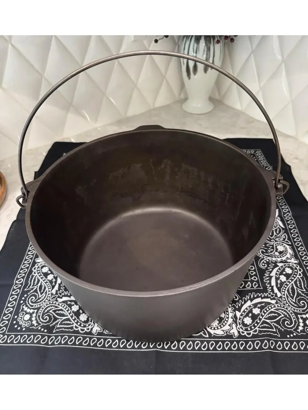 Griswold #8 Slant Logo Maslin Cast Iron Kettle 938 Restored And Seasoned